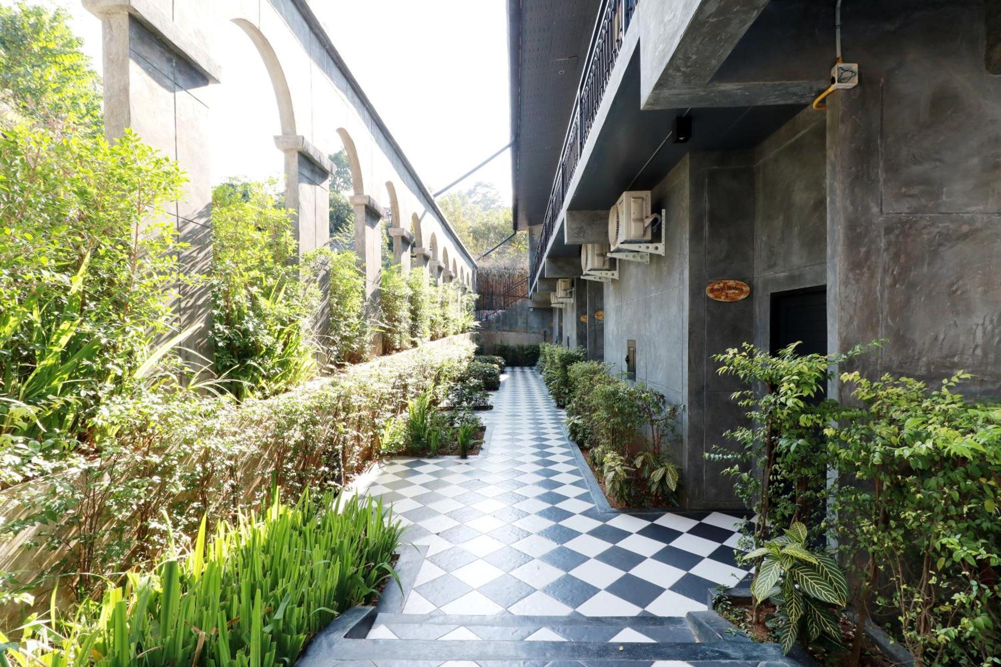 Hotel Capital O 464 At Nata Chiangmai Chic Jungle Mae Rim Exterior foto